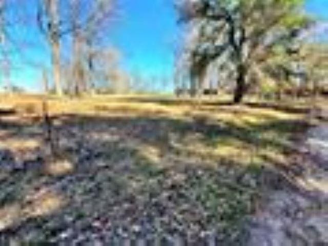 Listing photo 2 for 00 Cheyenne St, Zavalla TX 75980