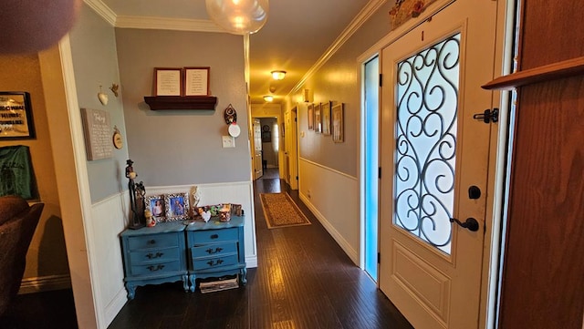 622 Egret Dr, Nacogdoches, TX 75964 - entryway featuring ornamental molding, dark wood-style floors, and wainscoting