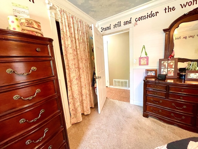 708 Card Dr, Lufkin, TX 75901 - bedroom featuring carpet flooring, crown molding, and visible vents
