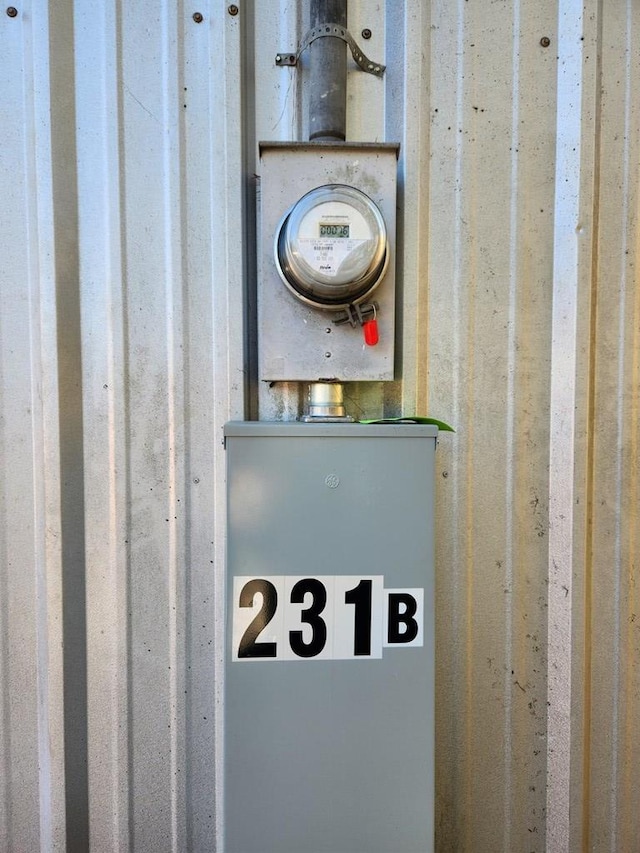 231 Sheila St, Jasper, TX 75951 - exterior view of electric meter