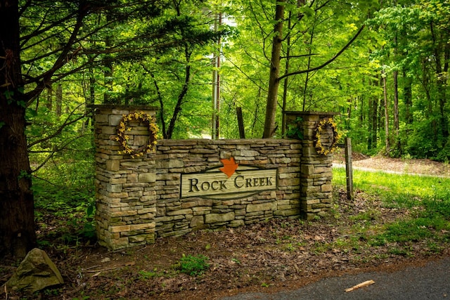 Listing photo 2 for 0 Rock Creek Trl, Signal Mountain TN 37377