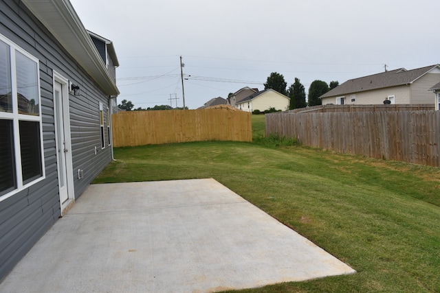 view of yard with a patio