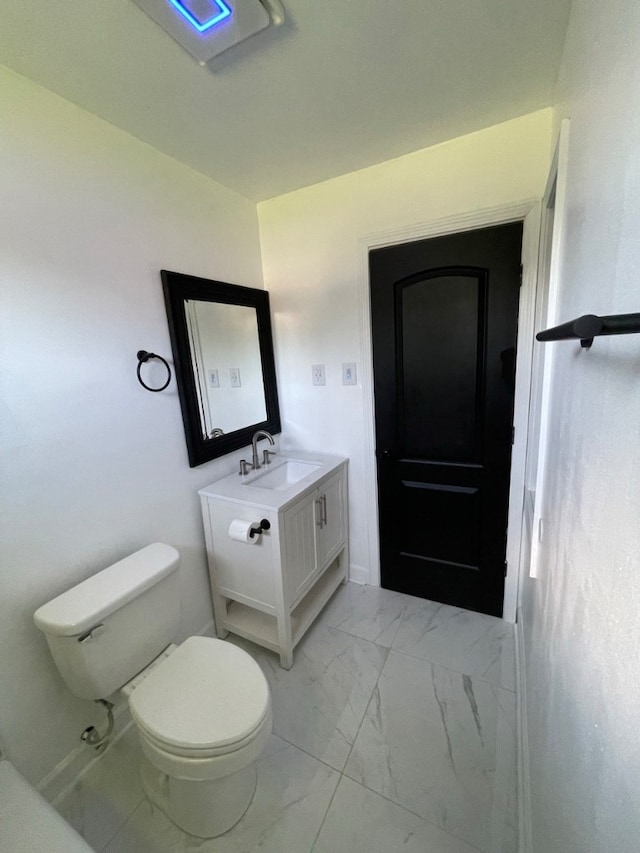292 Northridge Dr, Clarksville, TN 37042 - bathroom with vanity, toilet, and tile floors