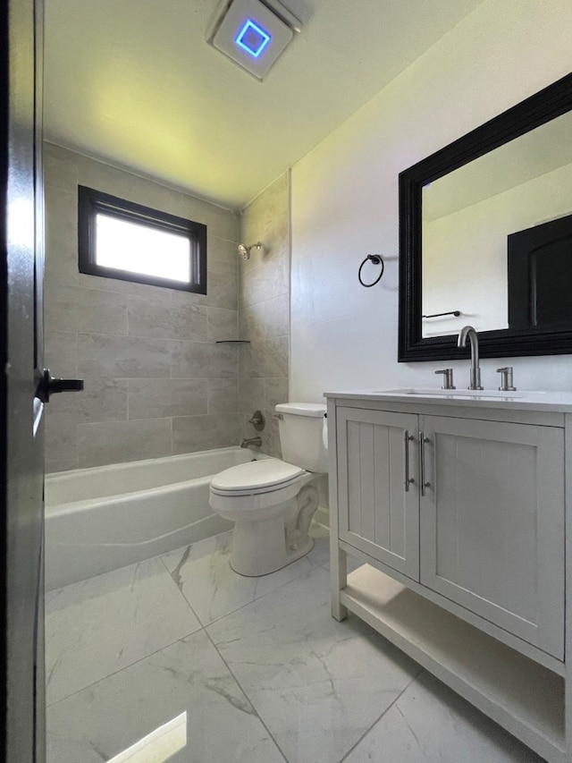 292 Northridge Dr, Clarksville, TN 37042 - full bathroom with toilet, vanity, tile flooring, and tiled shower / bath