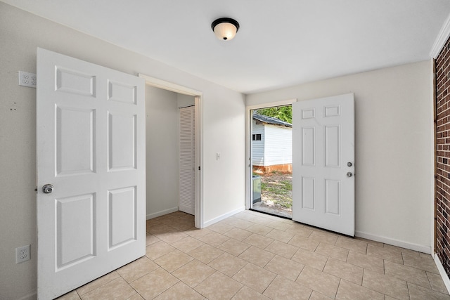 view of tiled entryway