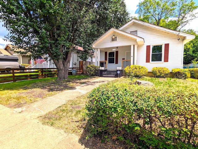 view of front of house featuring a porch