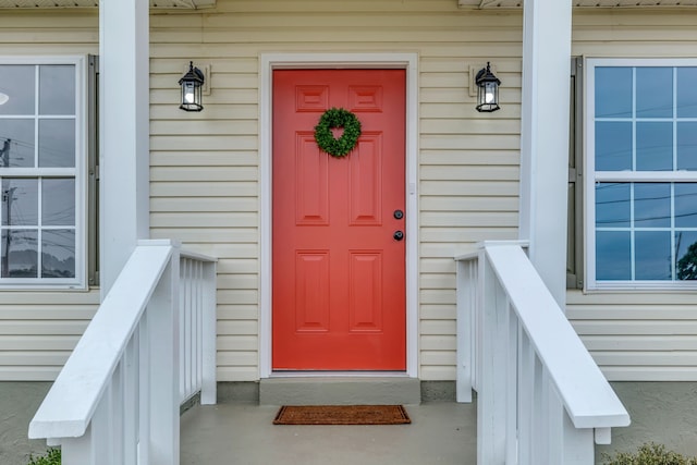 view of property entrance