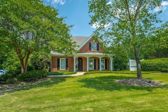 view of front of house with a front yard