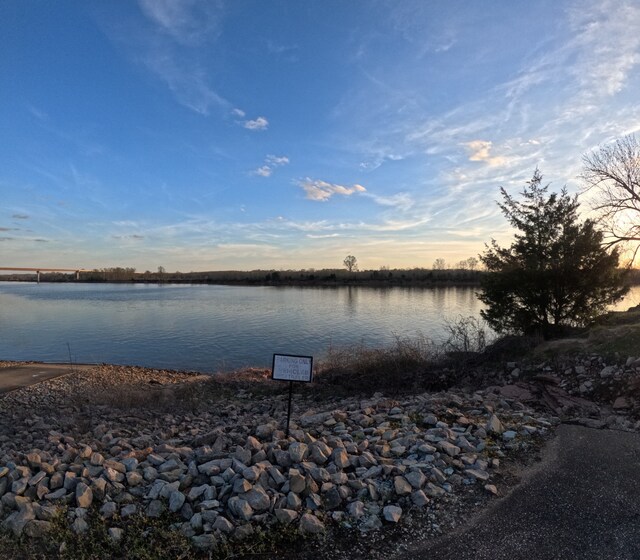 0 Riverbend Ln, Bath Springs, TN 38311