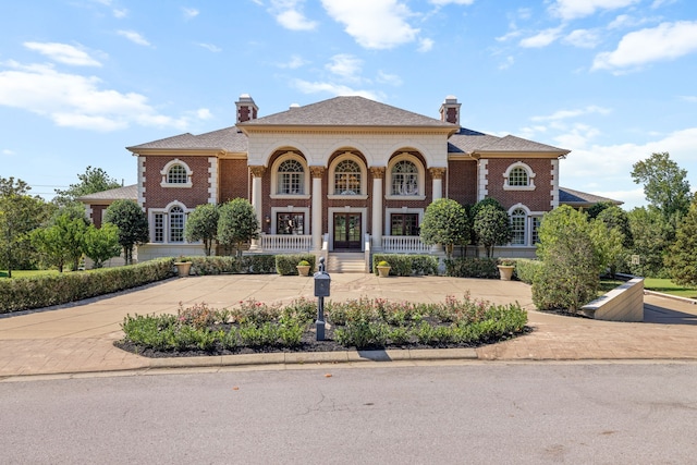 view of mediterranean / spanish-style home