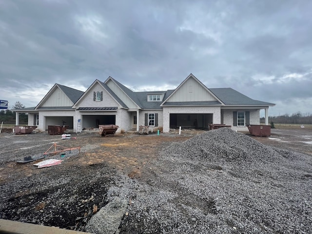 view of front of home featuring a garage