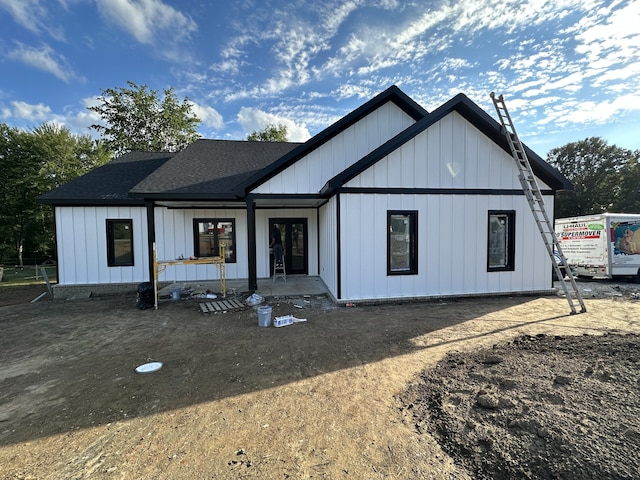 view of front facade