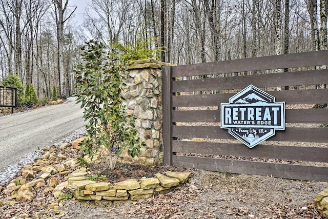 31 Lillypad Ln, Tracy City, TN 37387