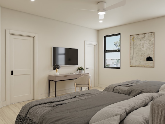 bedroom with ceiling fan