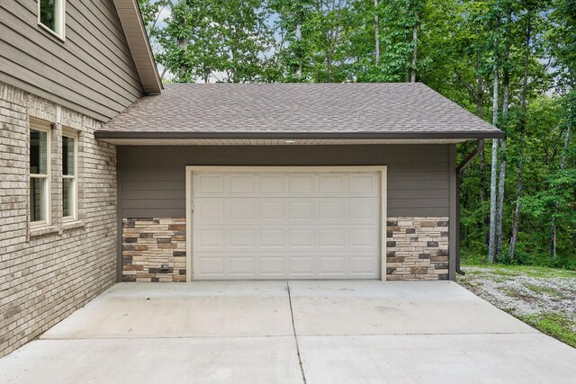 211 Woodmere Dr, Hohenwald, TN 38462 - photo 6