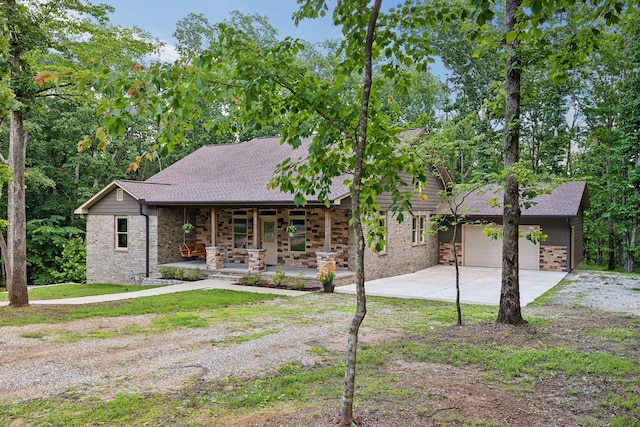 211 Woodmere Dr, Hohenwald, TN 38462 - photo 1