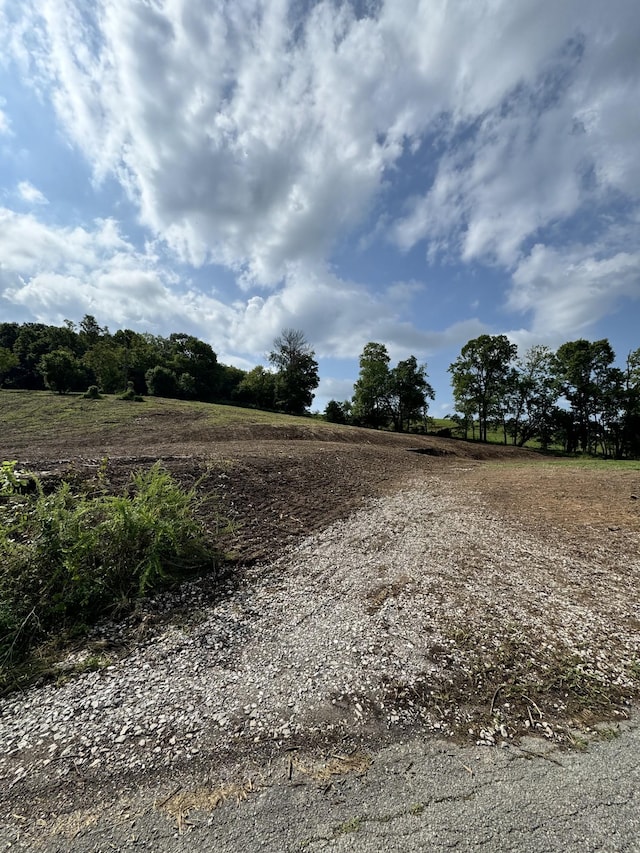 2 Hix Rd, Gordonsville, TN 38563