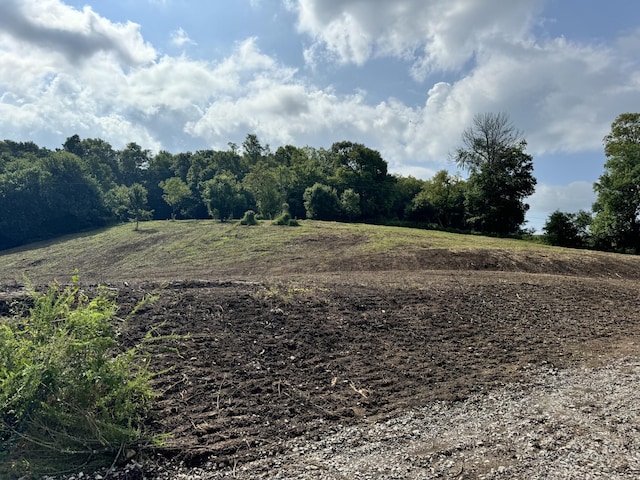 2 Hix Rd, Gordonsville, TN 38563