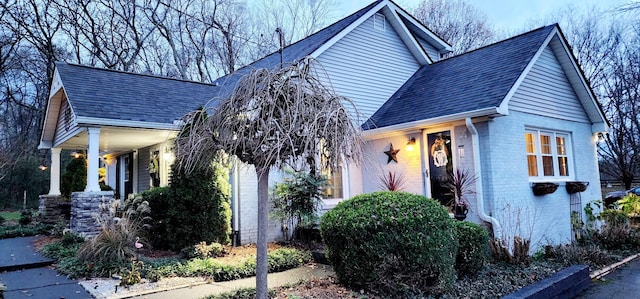 view of front facade with a porch