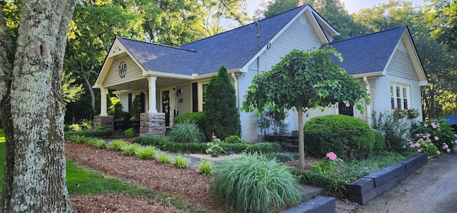 view of front of property with covered porch