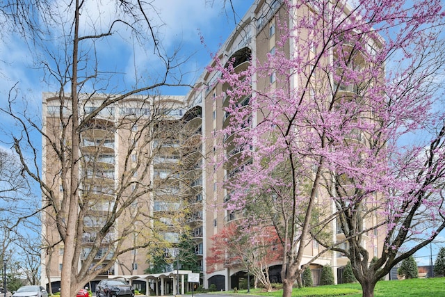 view of building exterior