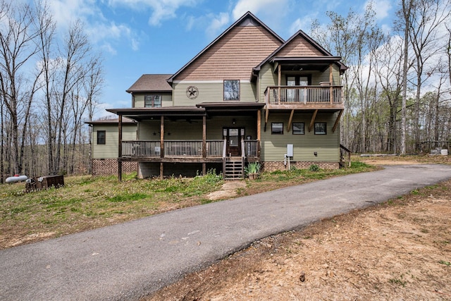 view of front of house with a porch