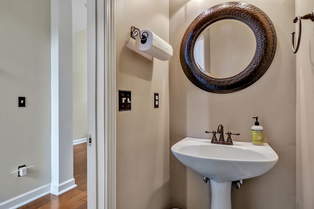 808 Seven Points Cv, Hermitage, TN 37076 - bathroom featuring hardwood / wood-style floors