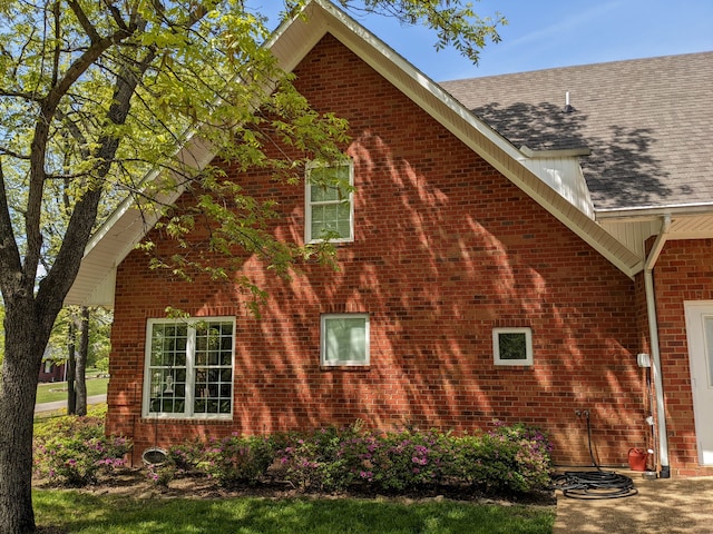 view of home's exterior