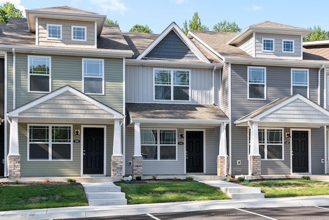 multi unit property with a porch