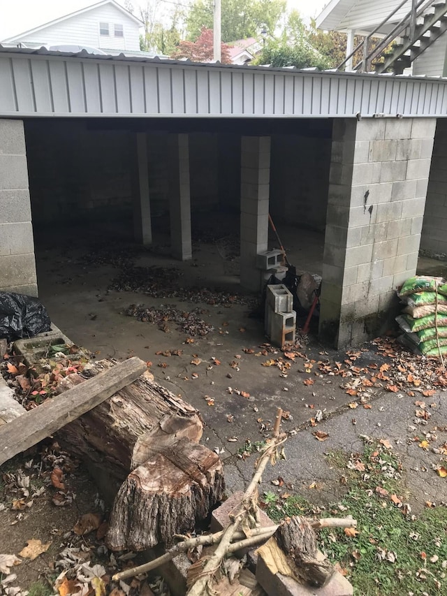 view of shed / structure