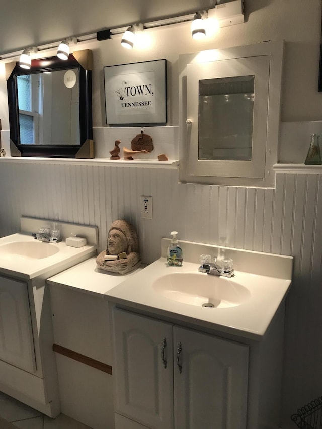 bathroom featuring vanity