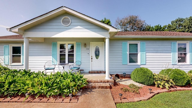 view of front of house with covered porch