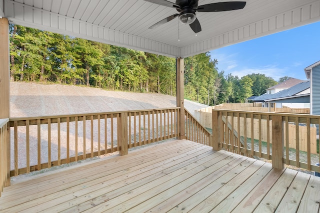 deck with ceiling fan