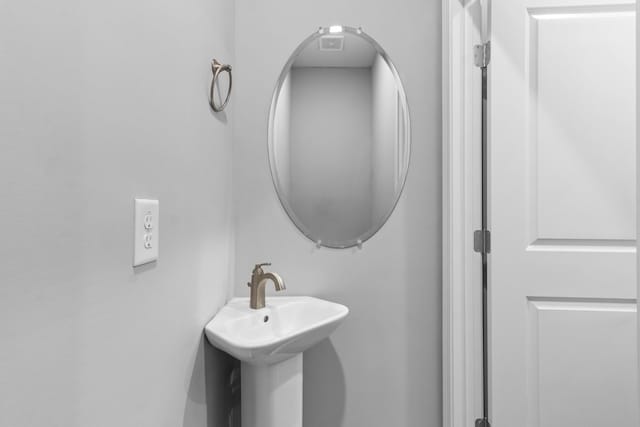 bathroom with sink