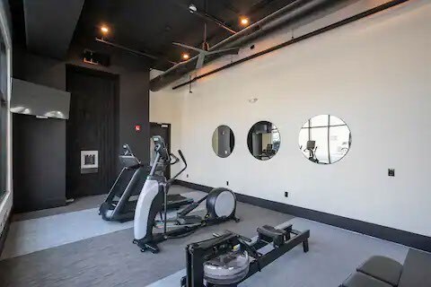 workout room with concrete floors