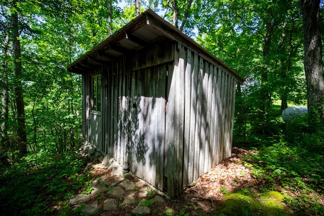 view of outdoor structure