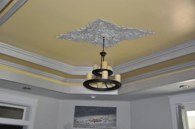 interior details with an inviting chandelier