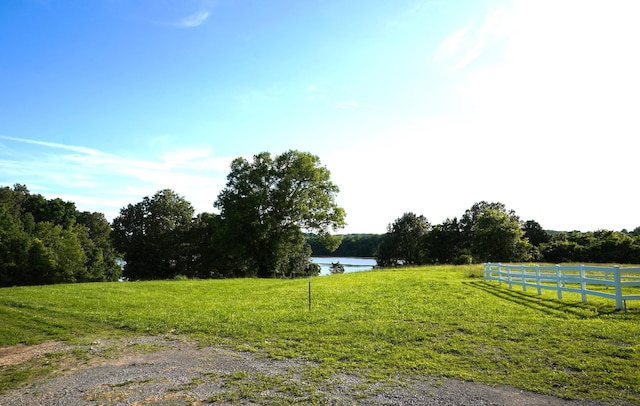 16 Creekmore Ln, Bumpus Mills, TN 37028