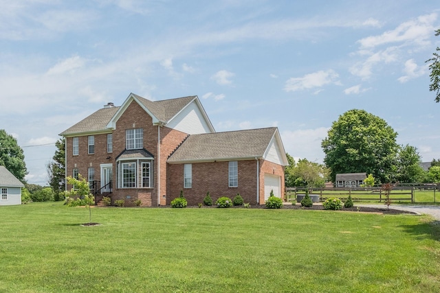 view of front of house featuring a front yard