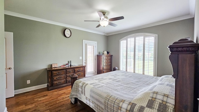 bedroom featuring ceiling fan, dark hardwood / wood-style floors, and ornamental molding