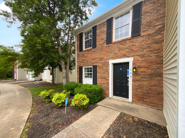 109 Azalea Ct, Clarksville, TN 37042 - photo 9