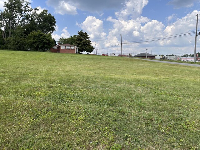 750 N Chancery St, Mcminnville, TN 37110 - photo 3