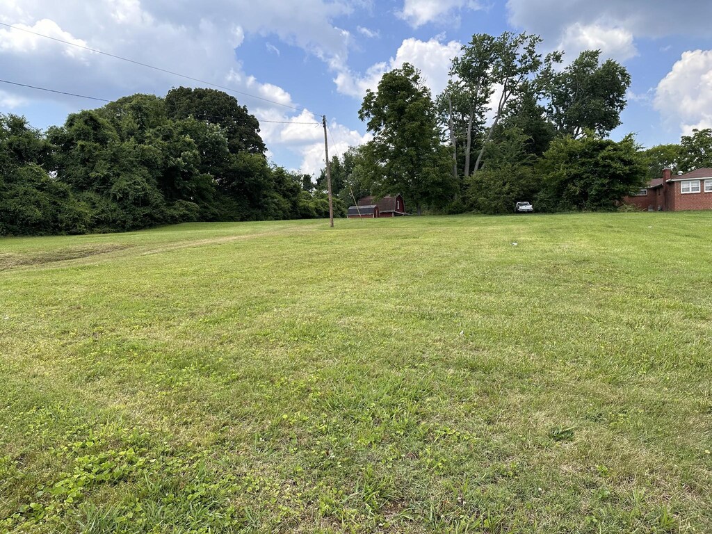 750 N Chancery St, Mcminnville, TN 37110 - photo 4