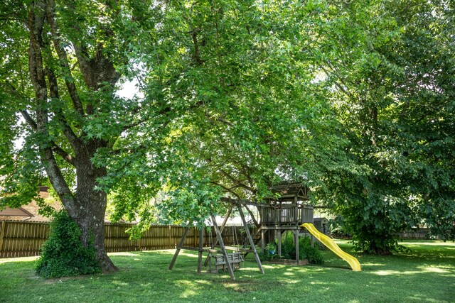 view of yard featuring a playground