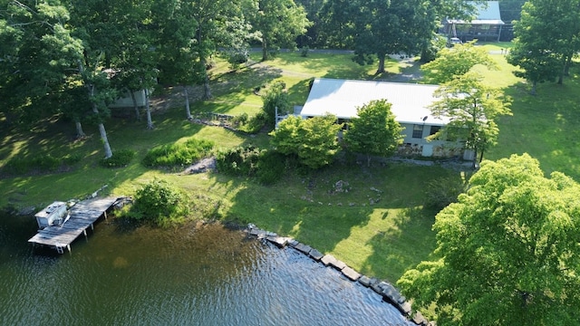 115 Lake Shore Dr, Pikeville, TN 37367 - aerial view of property and surrounding area with a nearby body of water