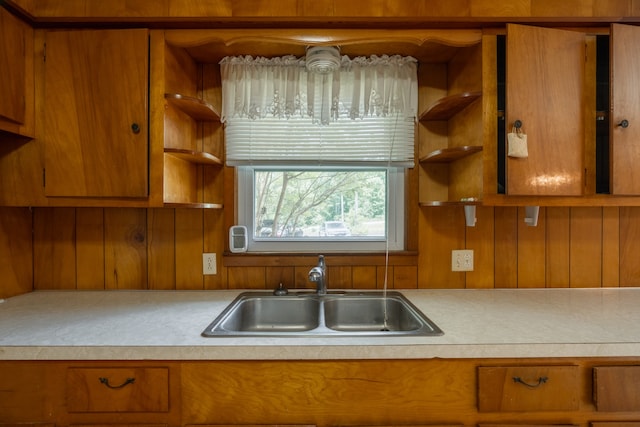 kitchen featuring sink