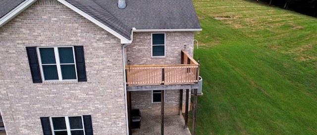 exterior space featuring a balcony