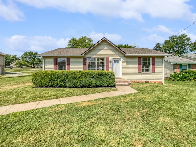 view of front of home featuring a front yard