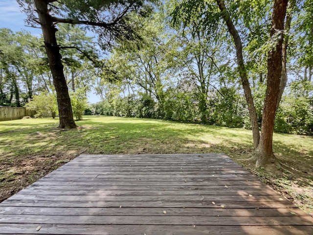 exterior space featuring a lawn