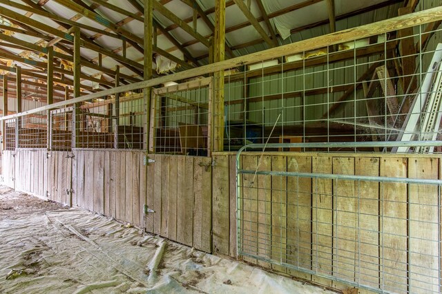 160 Sinking Creek Rd, Petersburg, TN 37144 - view of horse barn